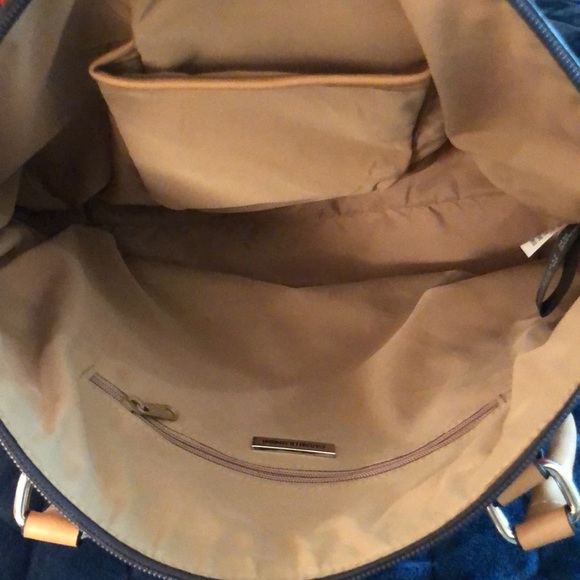 Giani Bernini coated canvas tote 👜 has 4 zipper pockets orange, black and white - Picture 6 of 9